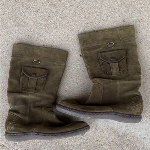 Roxy Olive Green Suede Boots
